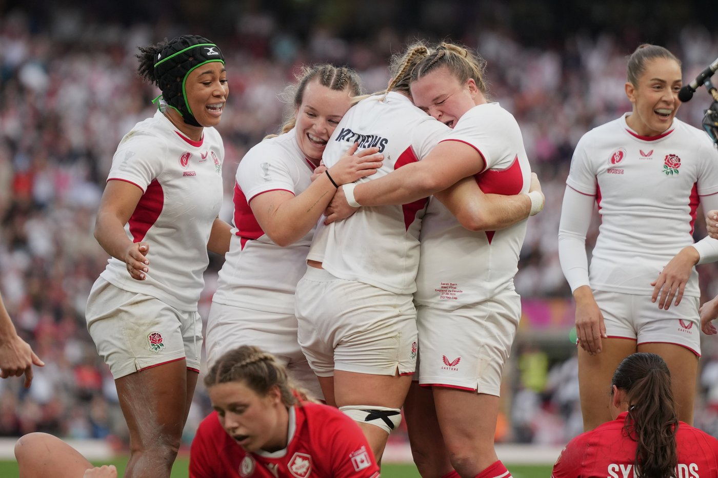 Photo highlights of untouchable England beating Canada at Women's Rugby World Cup final | iNFOnews.ca