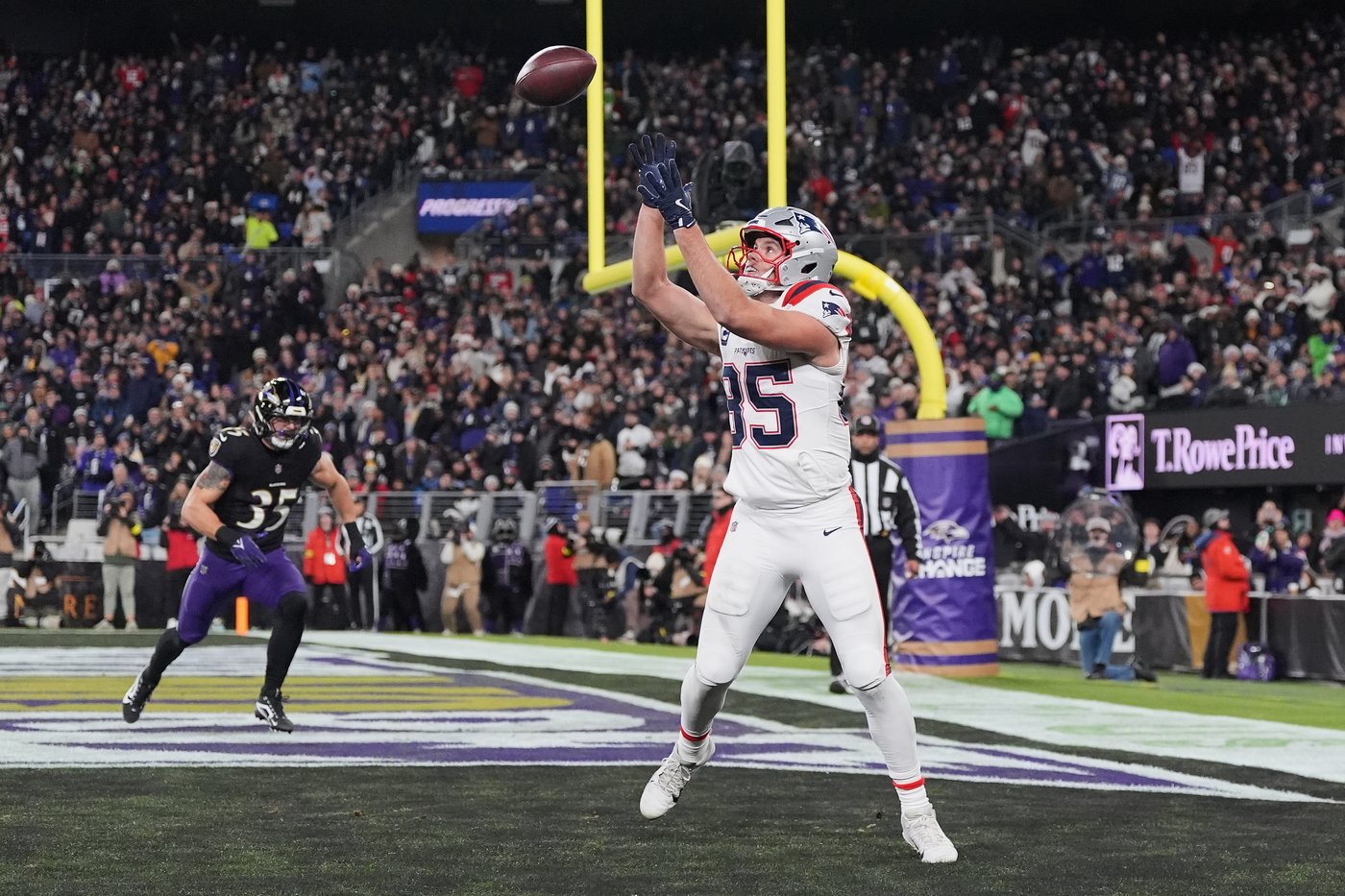 Fantasy plays: Players to start and sit for NFL Week 17 | iNFOnews.ca