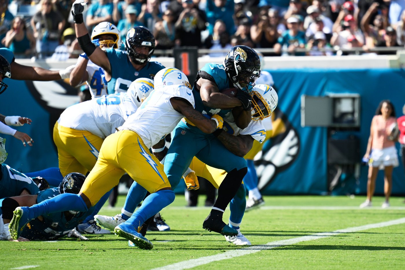 Loss to Jaguars takes shine off Chargers' badly needed bye week | iNFOnews.ca Loss to Jaguars takes shine off Chargers' badly needed bye week | iNFOnews.ca