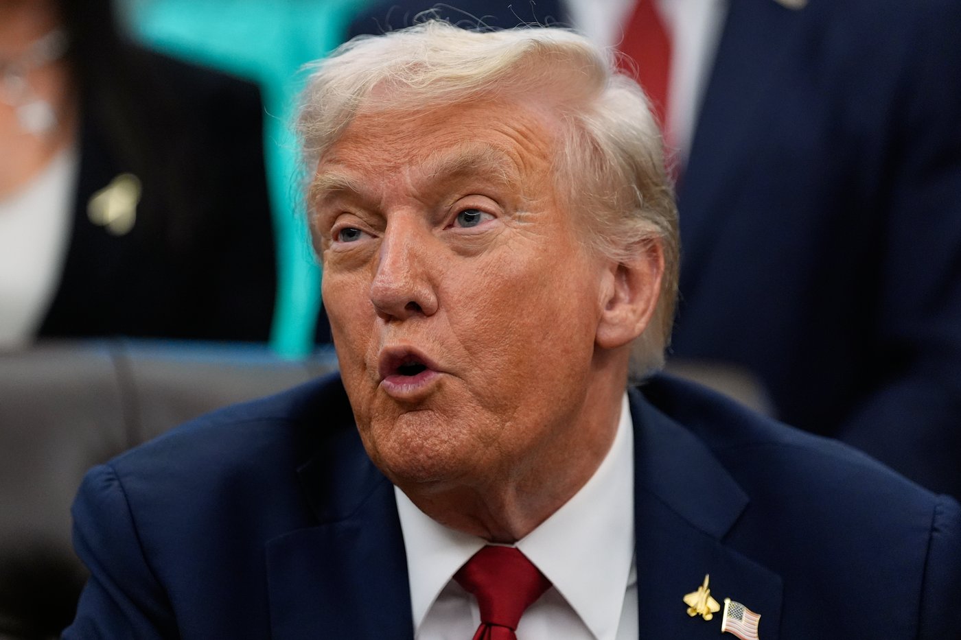 Trump administration says Minnesota violates Title IX by allowing trans athletes in girls sports | iNFOnews.ca
