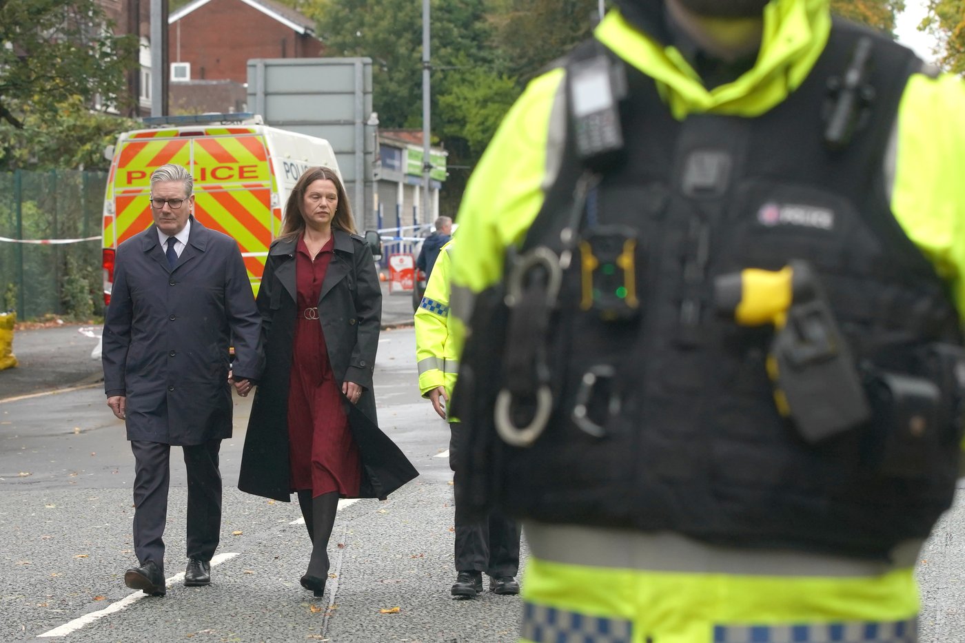 What to know about the attack at a synagogue in England on Yom Kippur | iNFOnews.ca