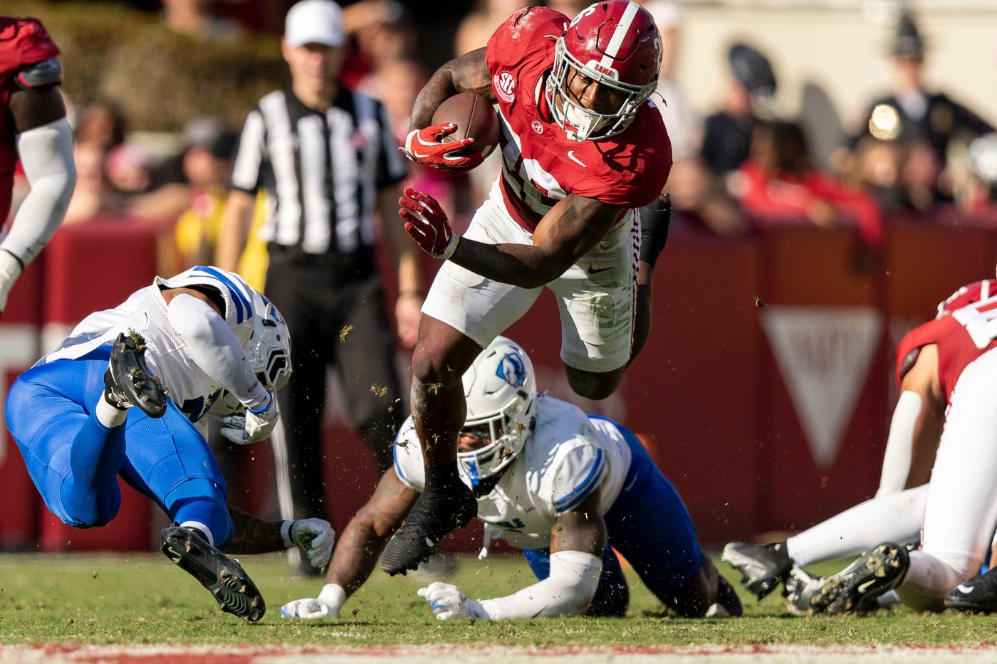 No. 10 Alabama cruises past FCS opponent Eastern Illinois 56-0 with Iron Bowl up next | iNFOnews.ca