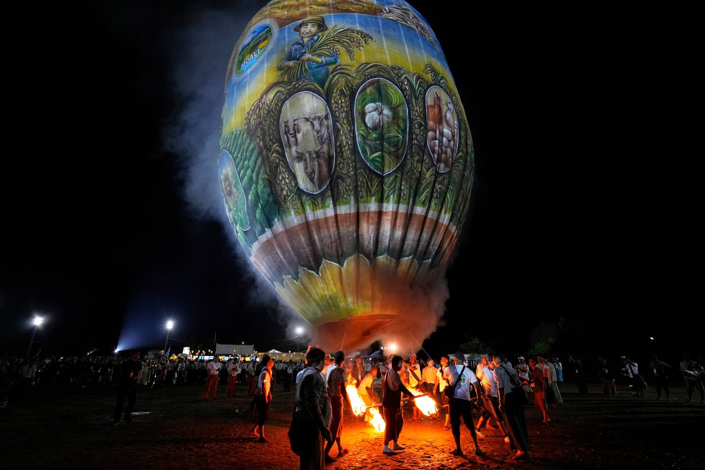 The top photos of the day by AP's photojournalists | iNFOnews.ca