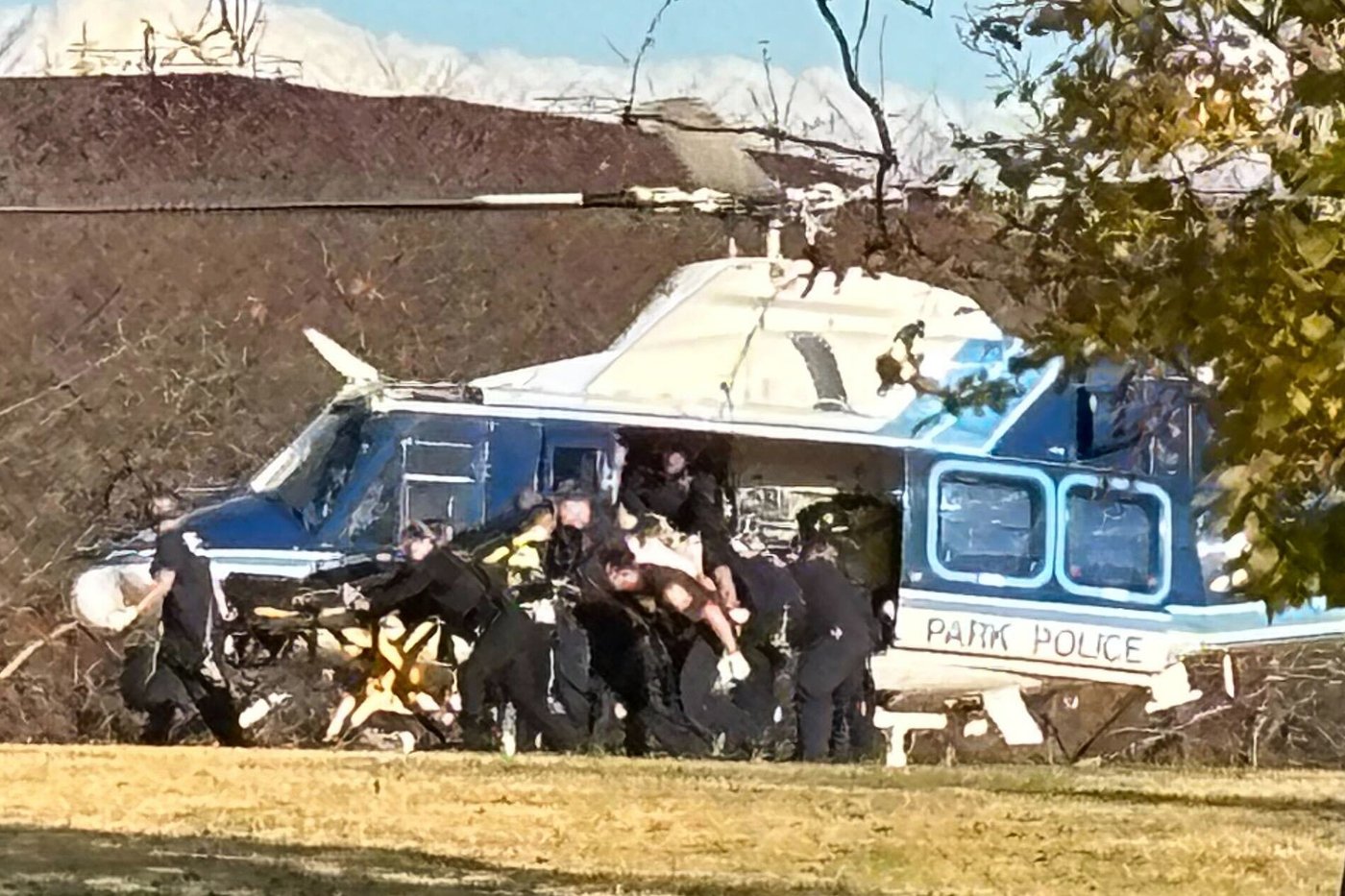 Photos from the scene where 2 National Guard members were shot near the White House | iNFOnews.ca