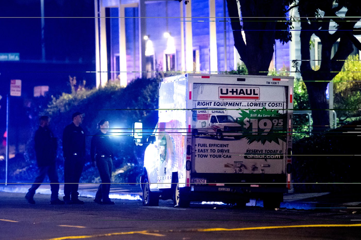 Shots fired, driver hurt and held after truck rams into Coast Guard base in San Francisco | iNFOnews.ca Shots fired, driver hurt and held after truck rams into Coast Guard base in San Francisco | iNFOnews.ca