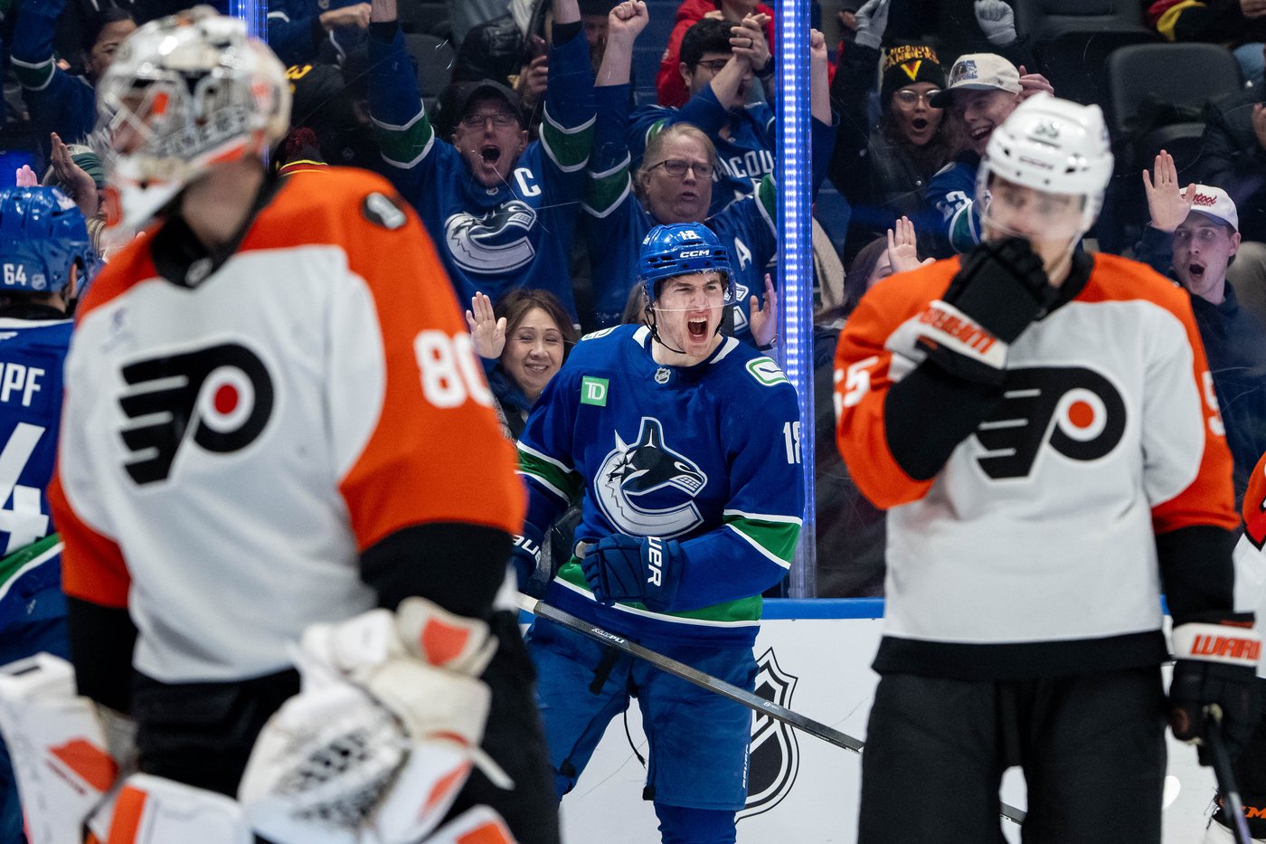 'I wish I had an answer': Home ice woes haunt struggling Vancouver Canucks | iNFOnews.ca