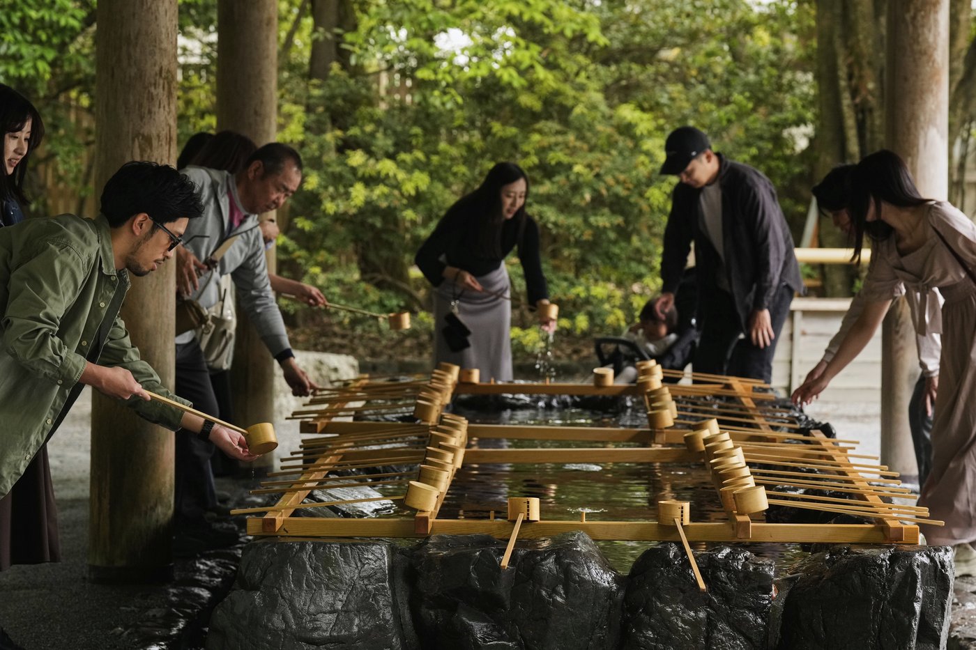 Photos show historic Japanese shrine that is torn down and rebuilt every 20 years | iNFOnews.ca