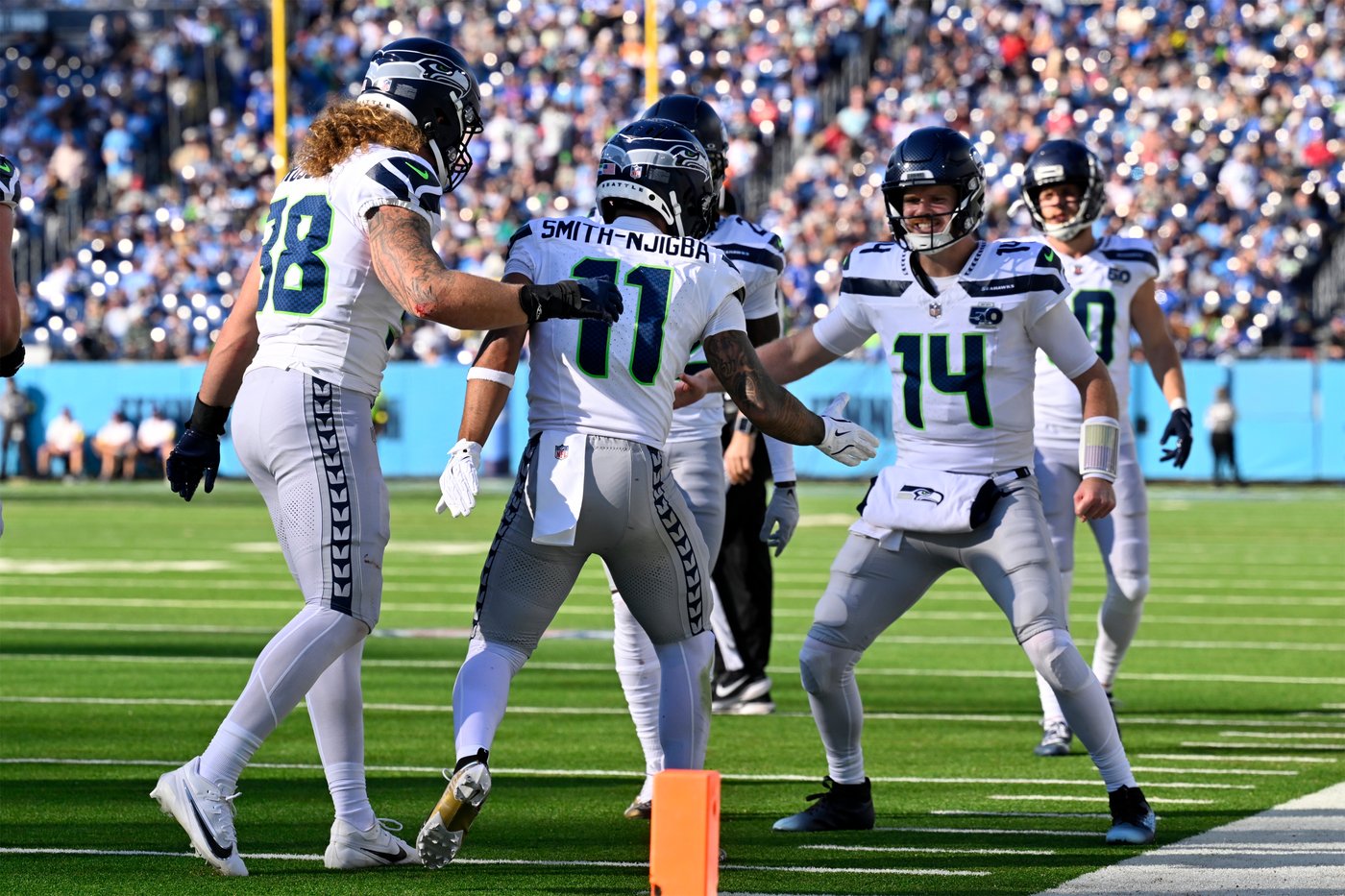 Jaxon Smith-Njigba sets Seahawks record for yards receiving in single season | iNFOnews.ca