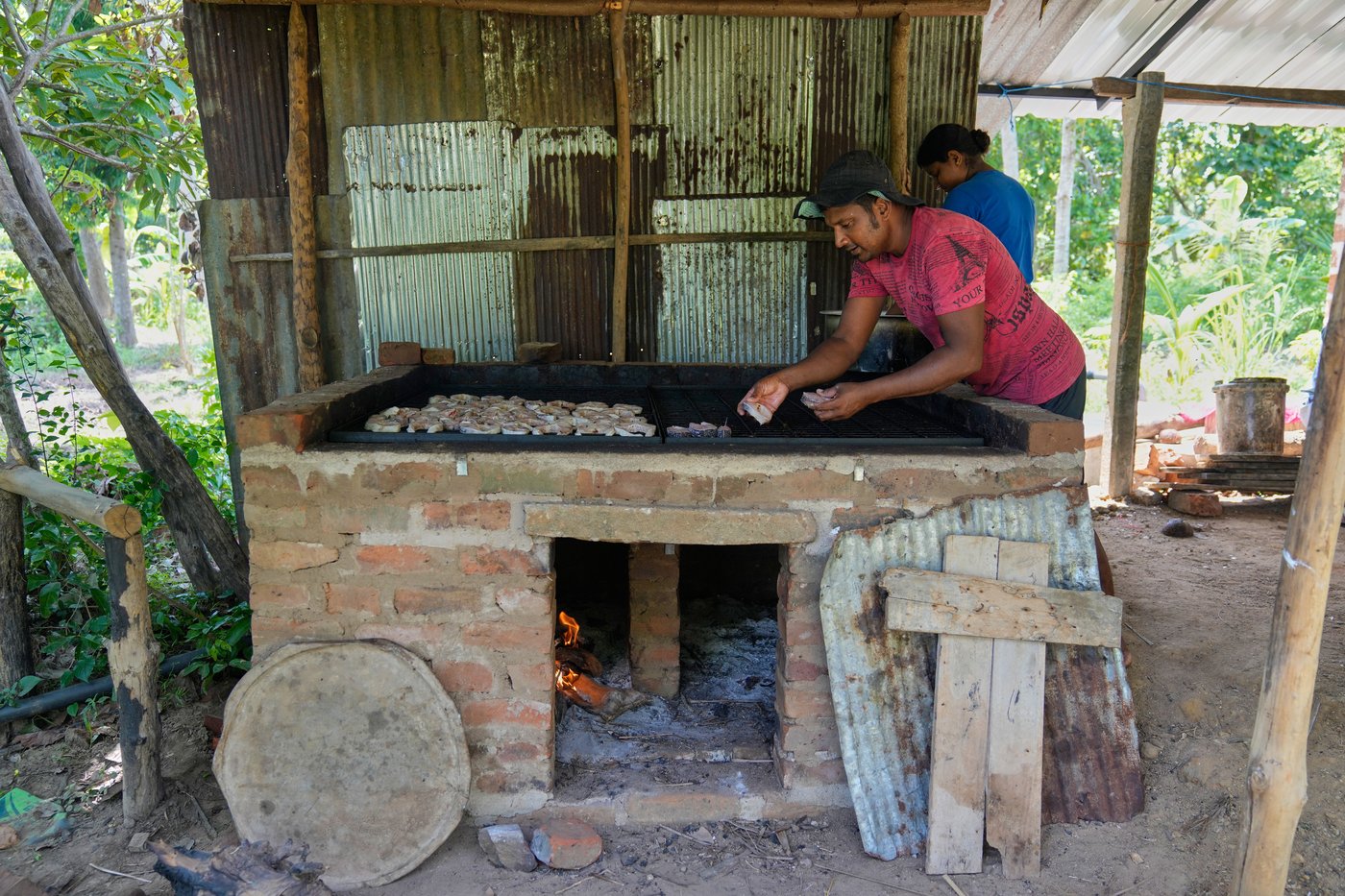 Sri Lankan freshwater fishers keen to turn invasive species threat into an opportunity | iNFOnews.ca