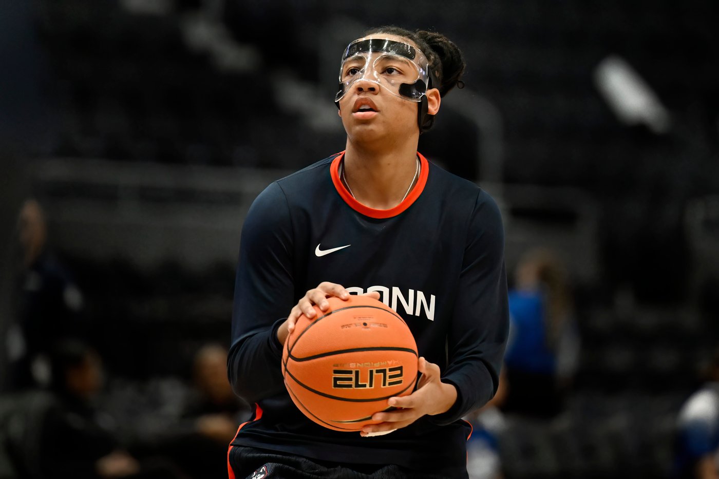 Sarah Strong, Azzi Fudd lead No. 1 UConn to 31st win in a row with 84-48 victory over Seton Hall | iNFOnews.ca