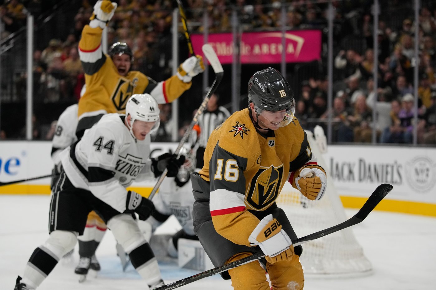 Kings top Golden Knights 6-5 in shootout, spoiling Dorofeyev's hat trick and Marner's debut | iNFOnews.ca