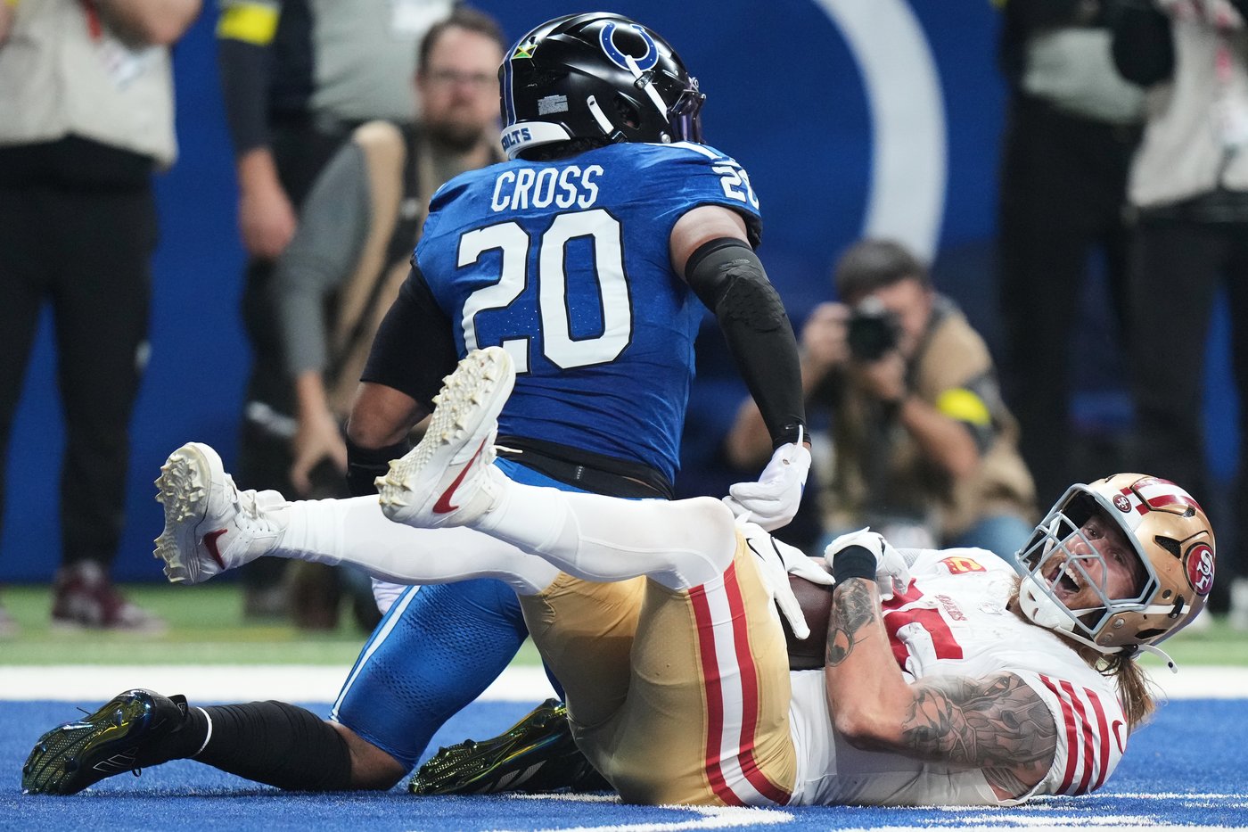 Brock Purdy throws career high 5 TD passes and leads 49ers to 5th straight win, 48-27 over the Colts | iNFOnews.ca