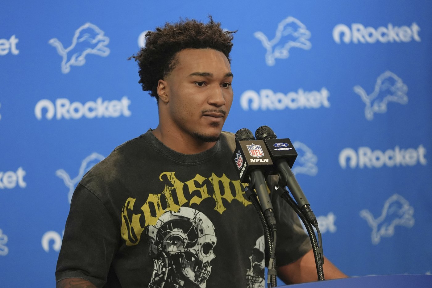 Lions safety Brian Branch gets 1-game suspension for punching Chiefs' JuJu Smith-Schuster | iNFOnews.ca Lions safety Brian Branch gets 1-game suspension for punching Chiefs' JuJu Smith-Schuster | iNFOnews.ca