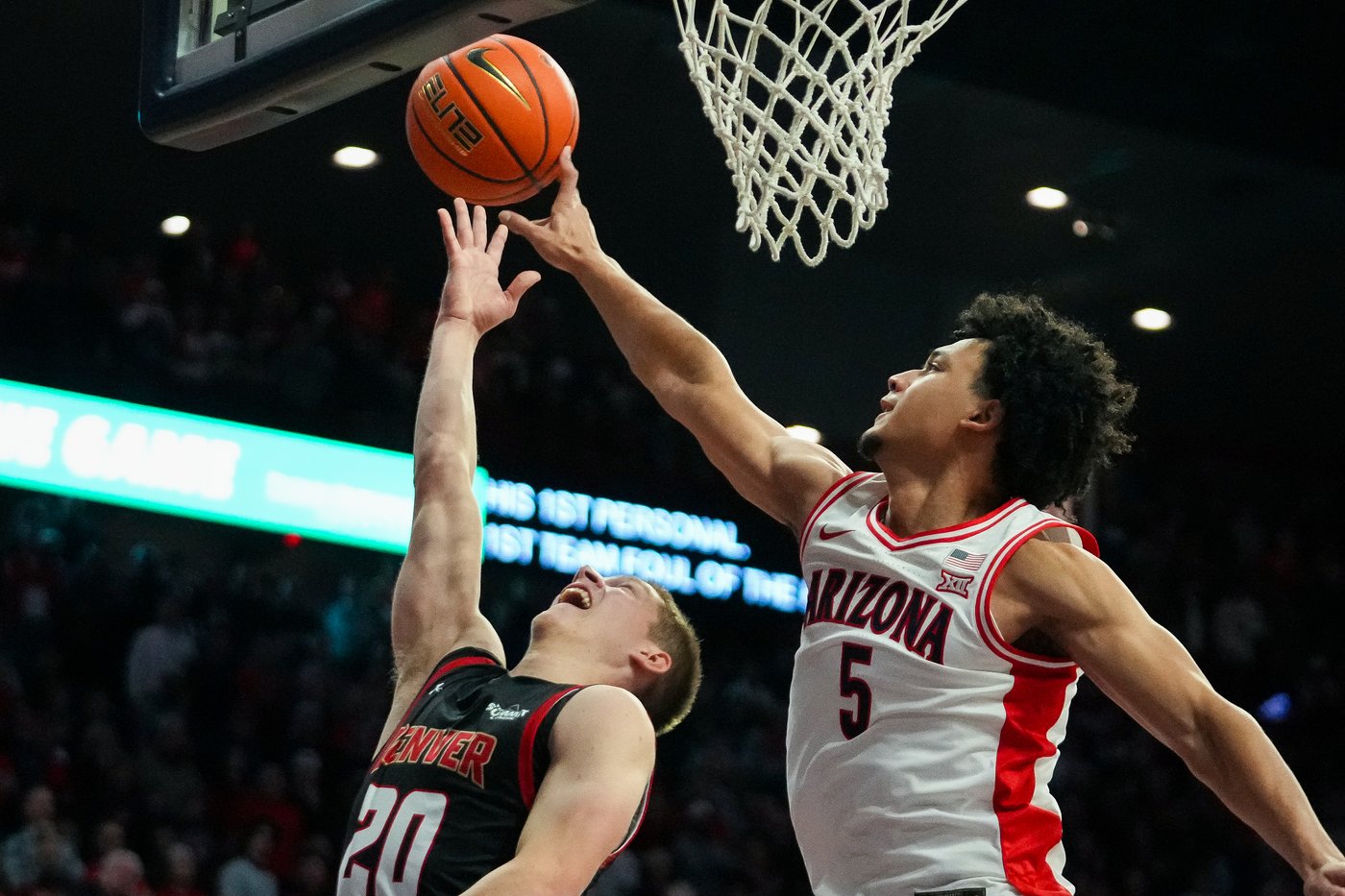 No. 2 Arizona freshmen dominate Denver with career-high performances | iNFOnews.ca