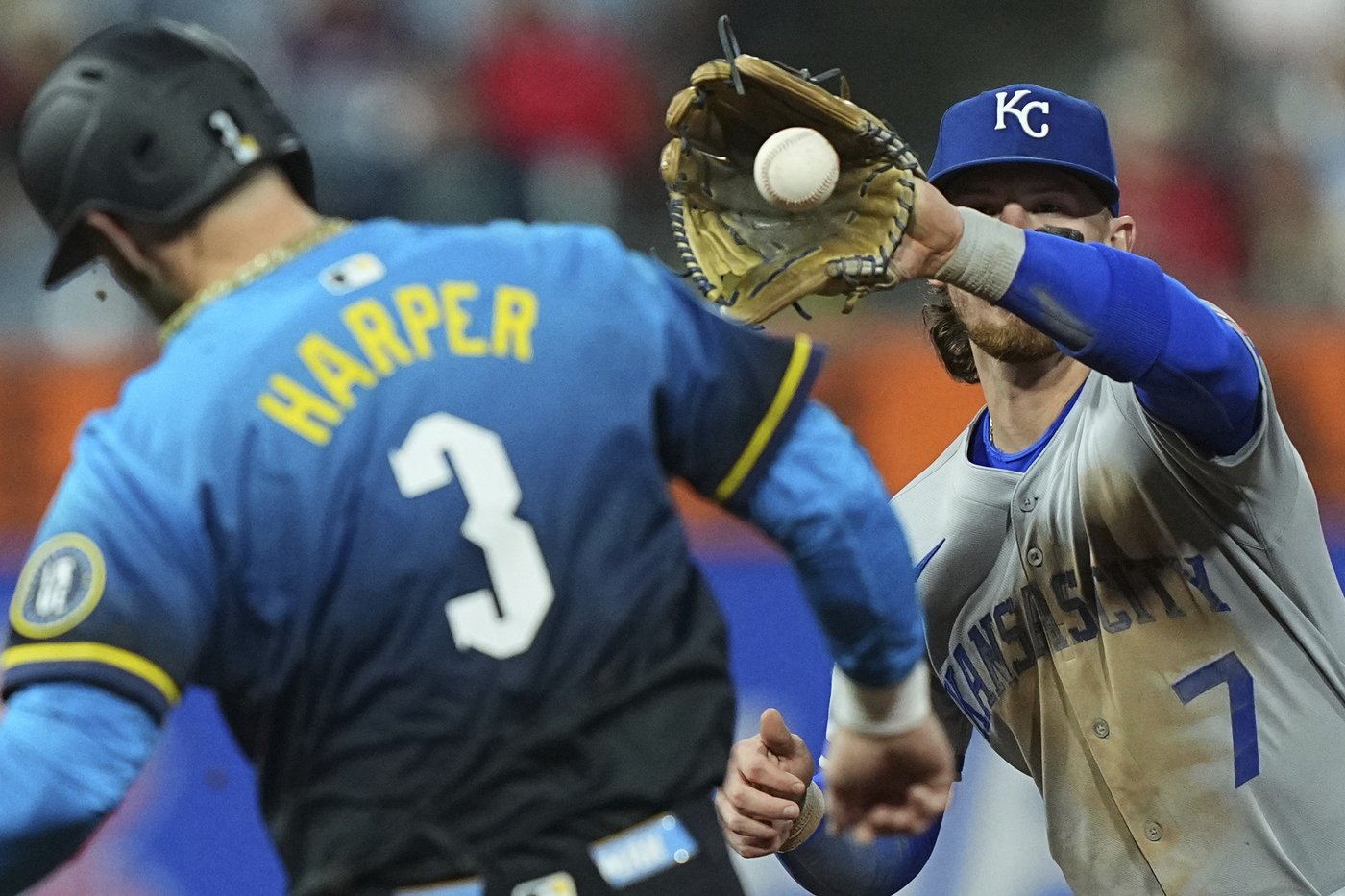 Walker Buehler works 5 strong innings in his Phillies debut, an 8-2 win over the Royals | iNFOnews.ca