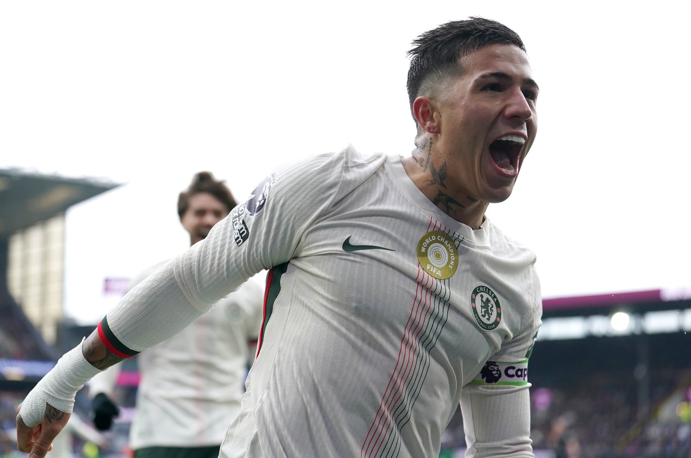 Liverpool and Man City lose again to boost Arsenal's Premier League title pursuit | iNFOnews.ca