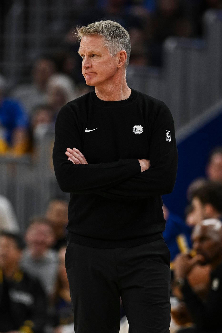 Warriors coach Steve Kerr ejected after heated exchange over no-call in 4th quarter vs Clippers | iNFOnews.ca