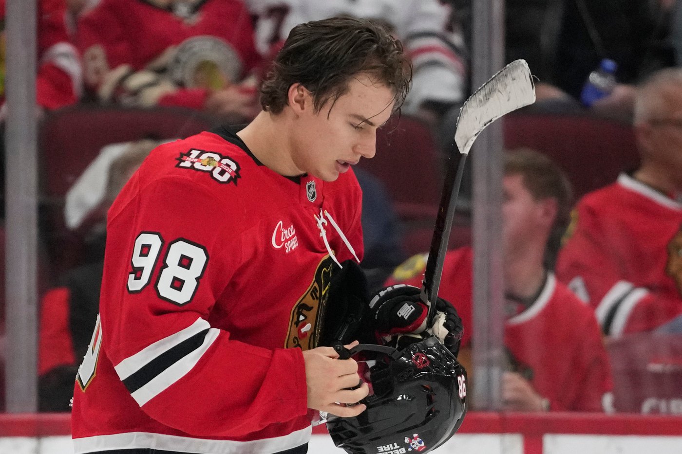 Connor Bedard nets first hat trick as Blackhawks whip Senators 7-3 | iNFOnews.ca Connor Bedard nets first hat trick as Blackhawks whip Senators 7-3 | iNFOnews.ca