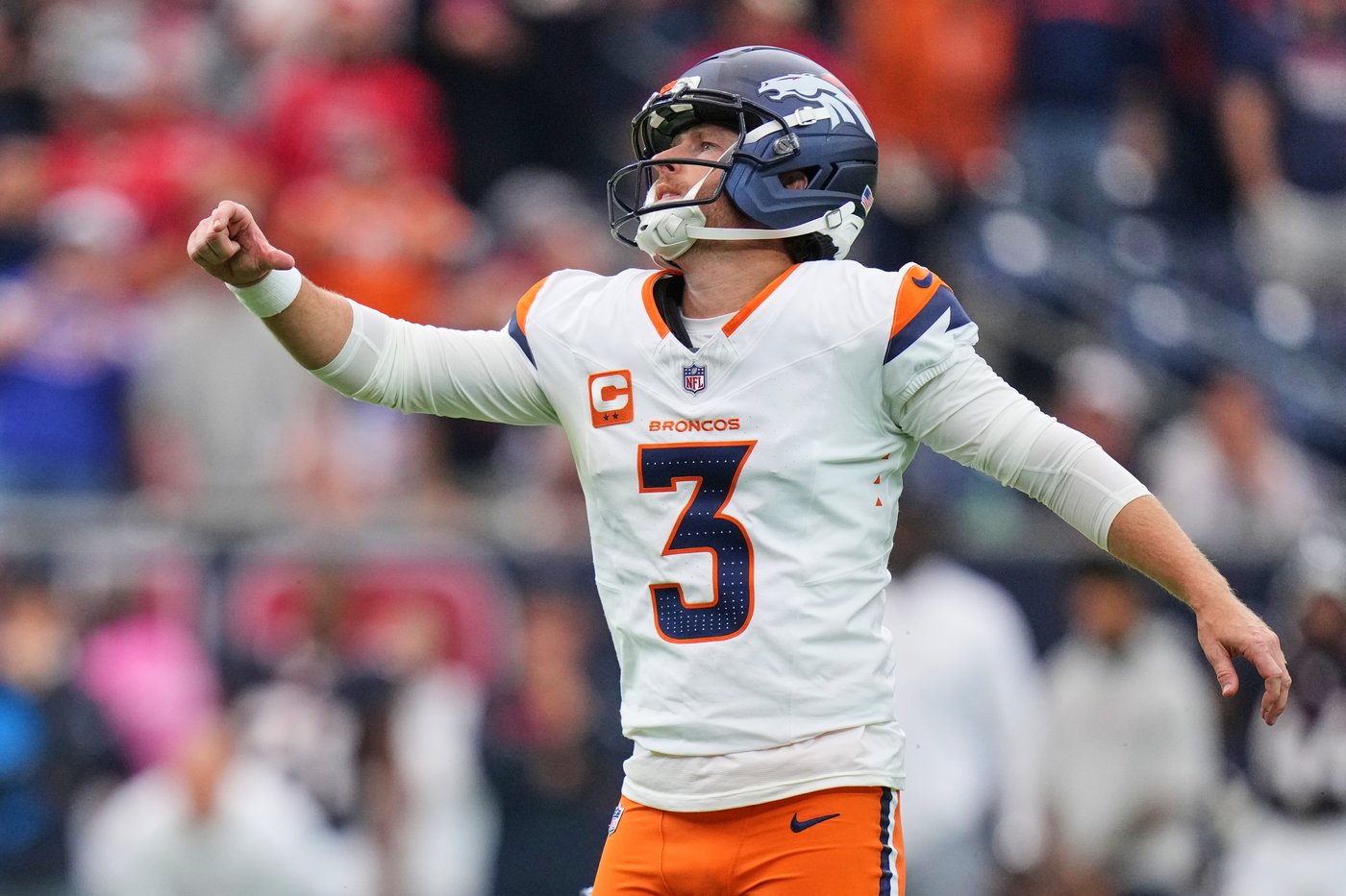 Denver Broncos defy odds with 6-game winning streak despite flaws on offense and special teams | iNFOnews.ca Denver Broncos defy odds with 6-game winning streak despite flaws on offense and special teams | iNFOnews.ca