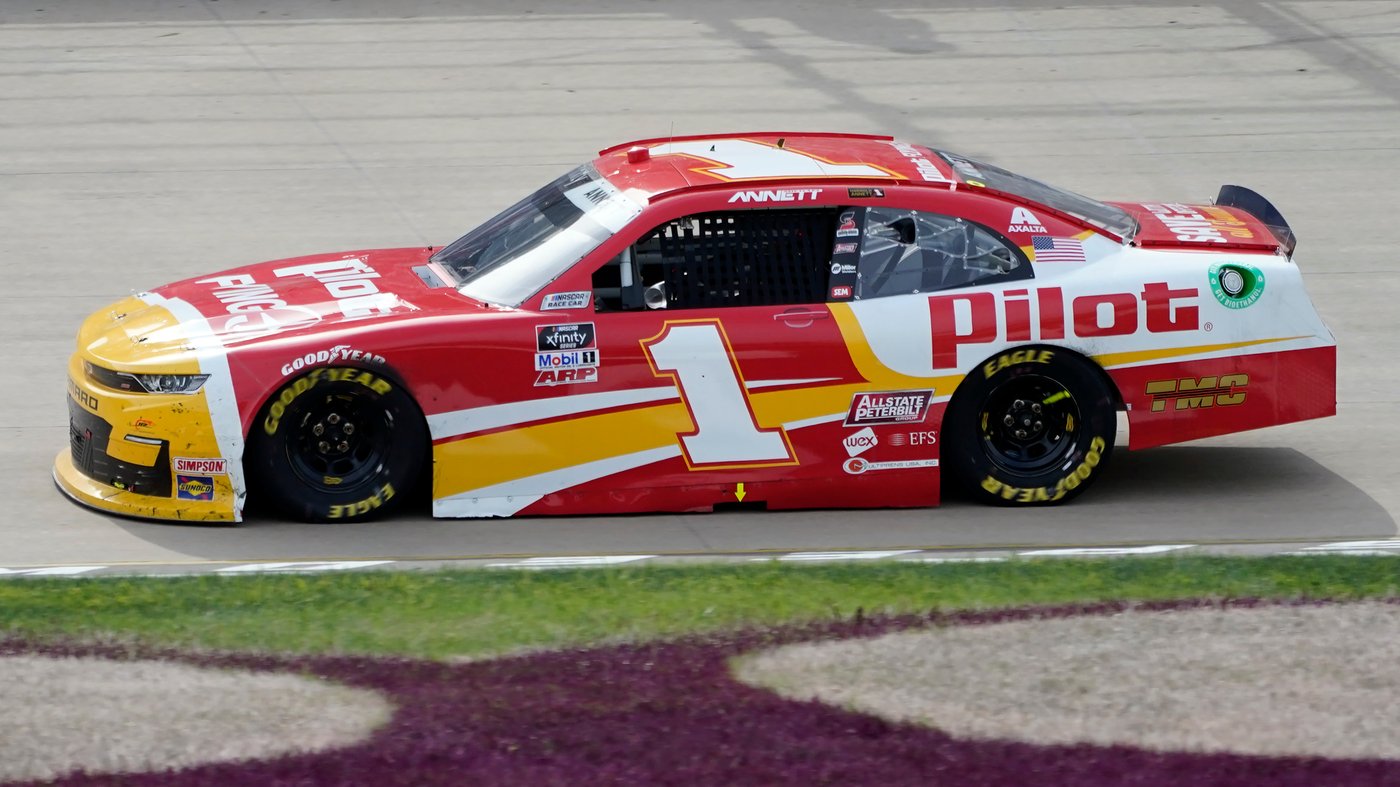 Michael Annett, who made 436 combined starts in NASCAR’s 3 national touring series, dies at 39 | iNFOnews.ca