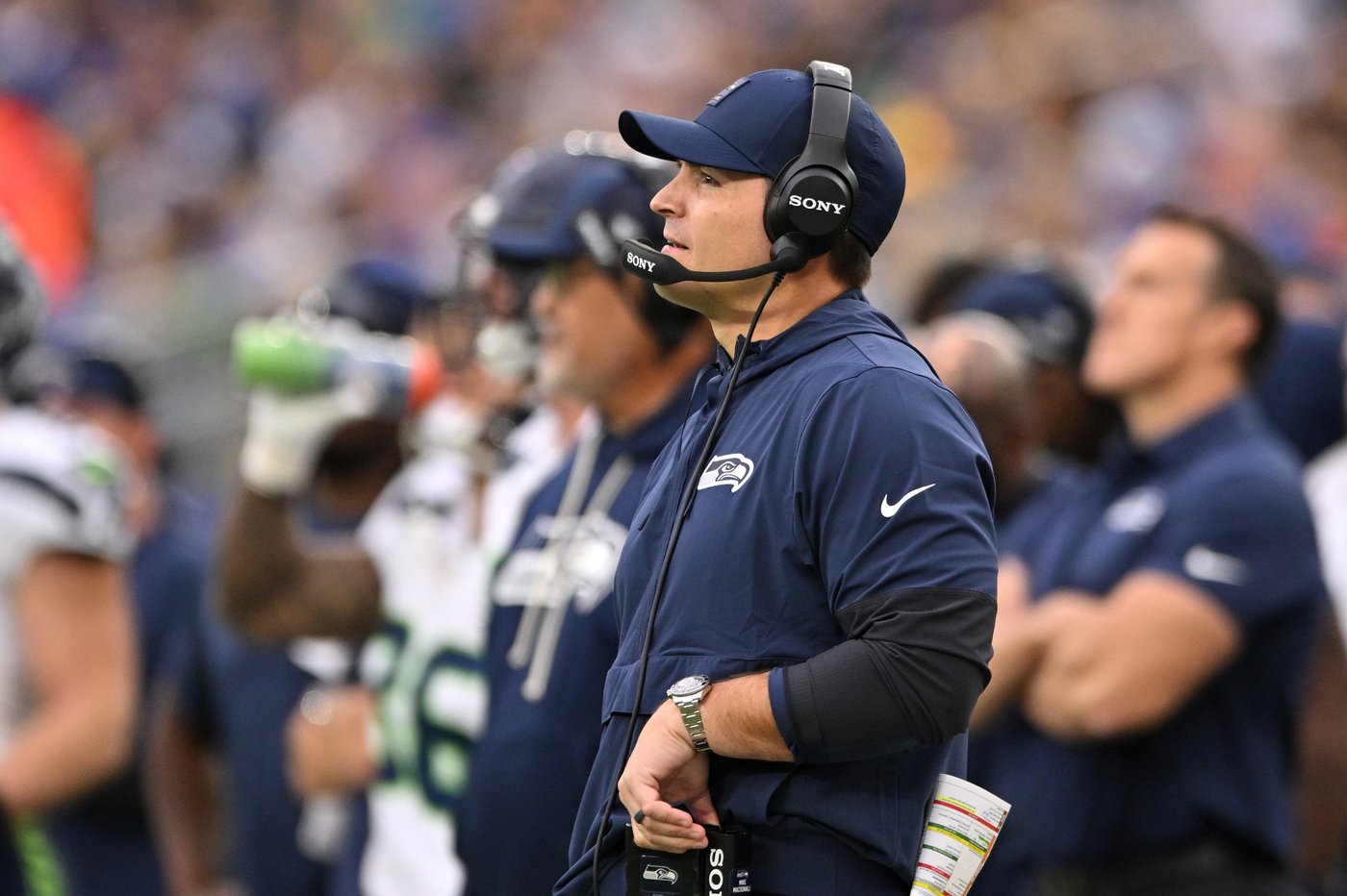 The Seahawks look to rebound against the struggling Titans before NFL's stretch run | iNFOnews.ca The Seahawks look to rebound against the struggling Titans before NFL's stretch run | iNFOnews.ca