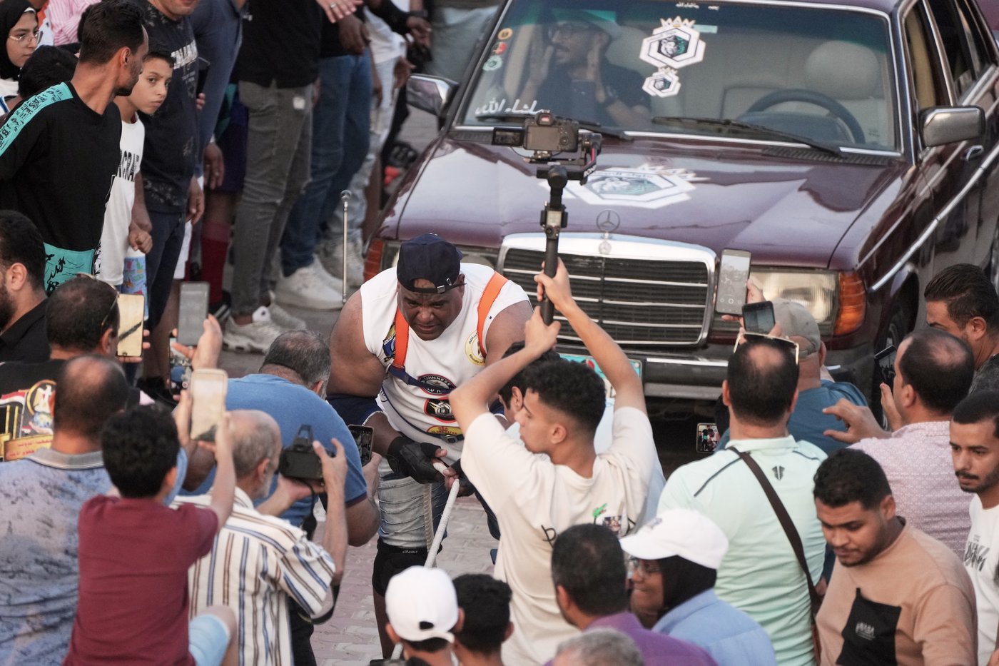 Photos of Egypt’s ‘strongman’ pulling ships, trains and cars in jaw-dropping feats | iNFOnews.ca
