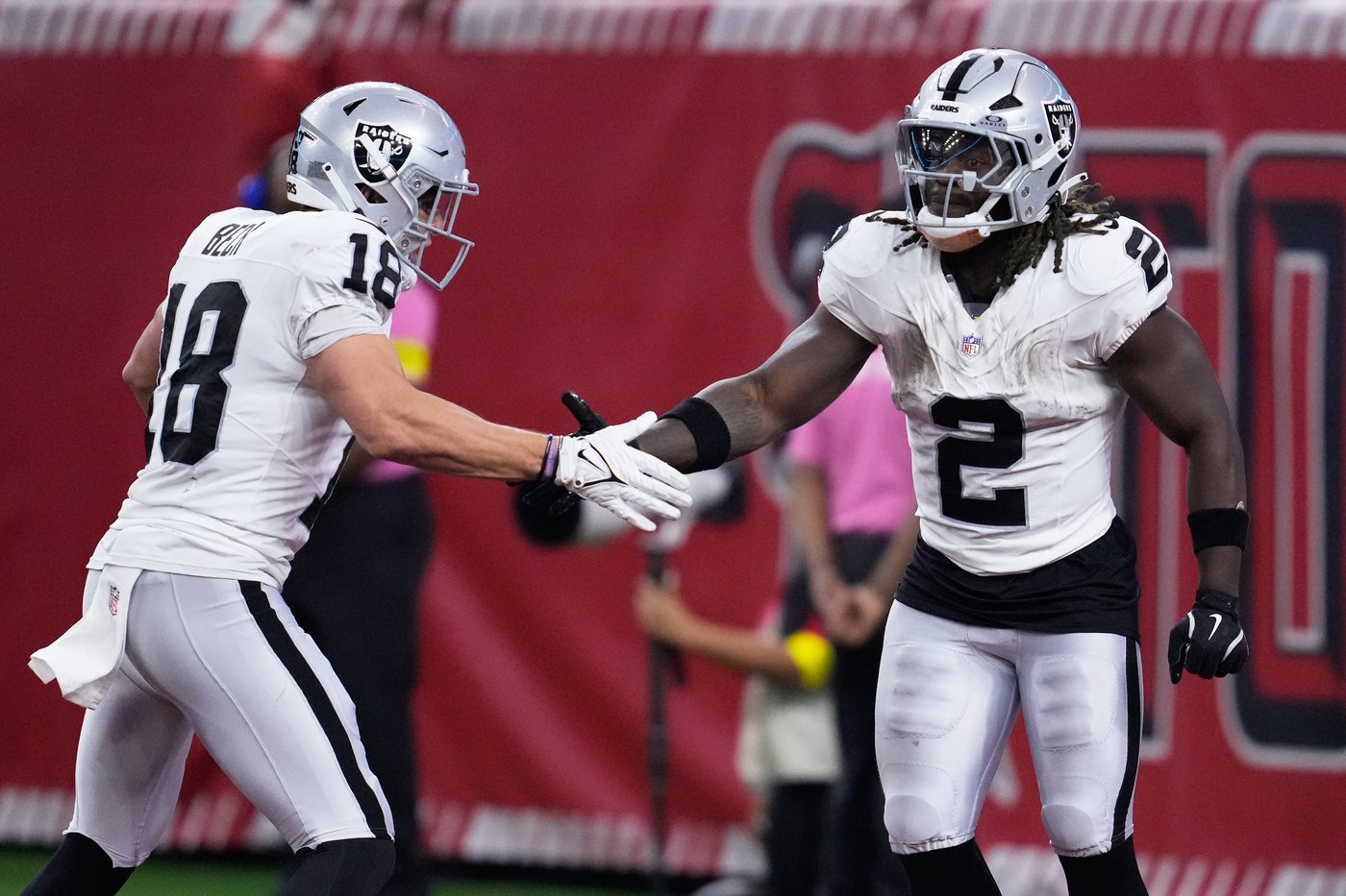 A rookie's incredible performance couldn't stop the Raiders' skid | iNFOnews.ca