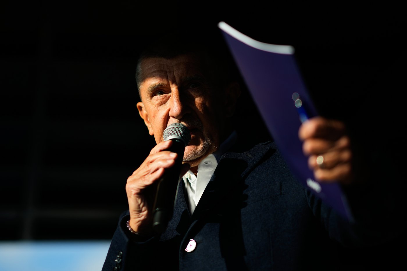 A populist billionaire is the favorite in a Czech election that could shift stance on Ukraine and EU | iNFOnews.ca