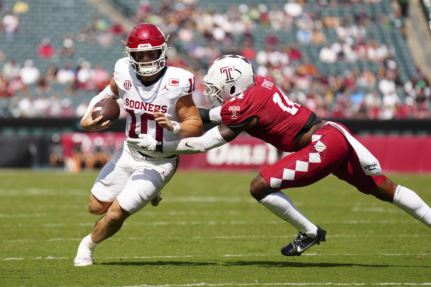 No. 13 Oklahoma dominates Temple 42-3, Mateer shines with 281 yards passing and a 51-yard rushing TD | iNFOnews.ca
