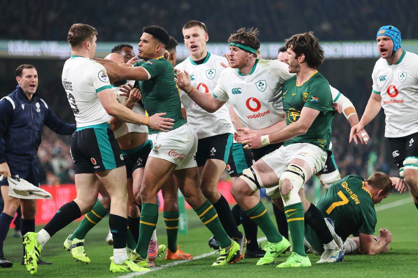 Chaos and drama mark the Springboks' first win over Ireland in Dublin in 13 years | iNFOnews.ca