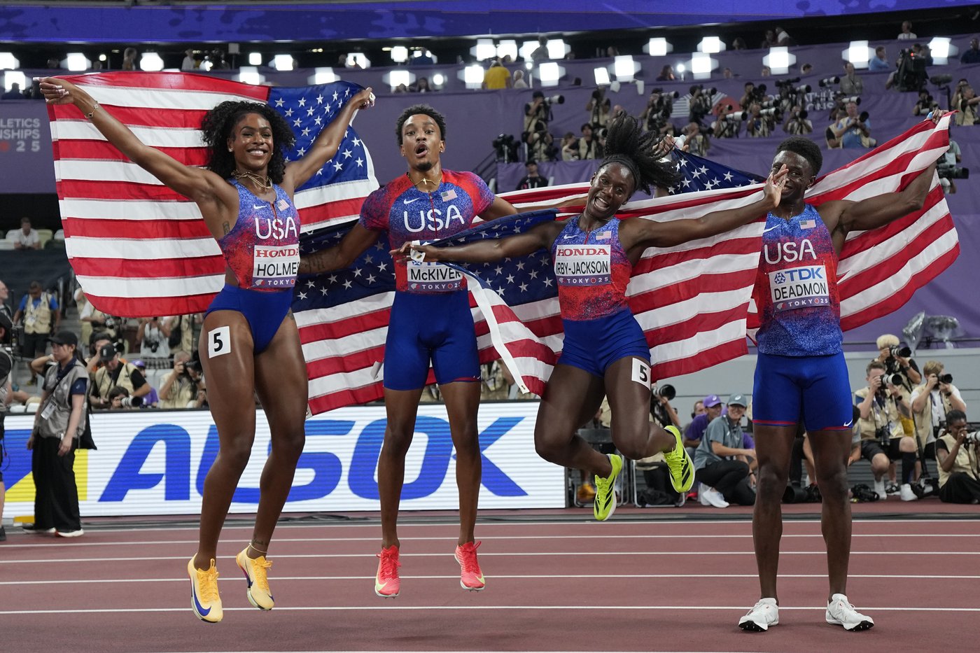 Photo highlights from Day 1 of the world athletics championships in Tokyo | iNFOnews.ca