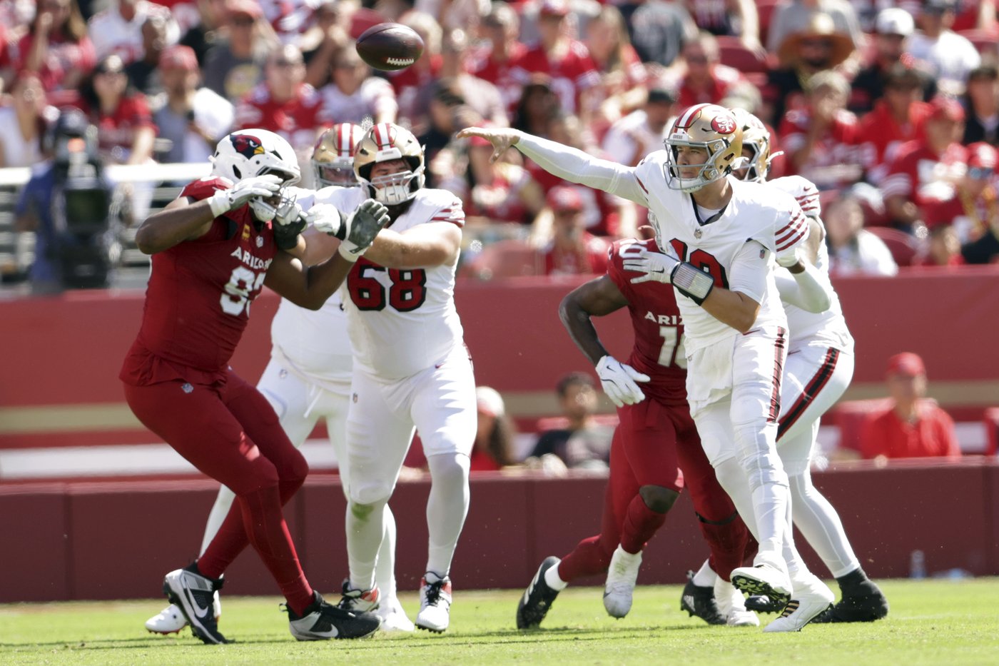Unbeaten San Francisco 49ers face new challenge after Nick Bosa's season-ending injury | iNFOnews.ca