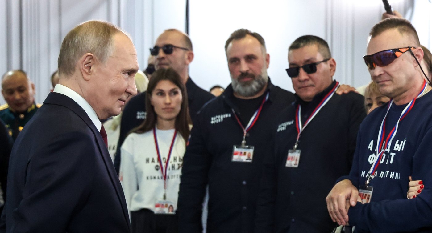 At Putin’s annual news conference, a Russian journalist pops the question - to his girlfriend | iNFOnews.ca