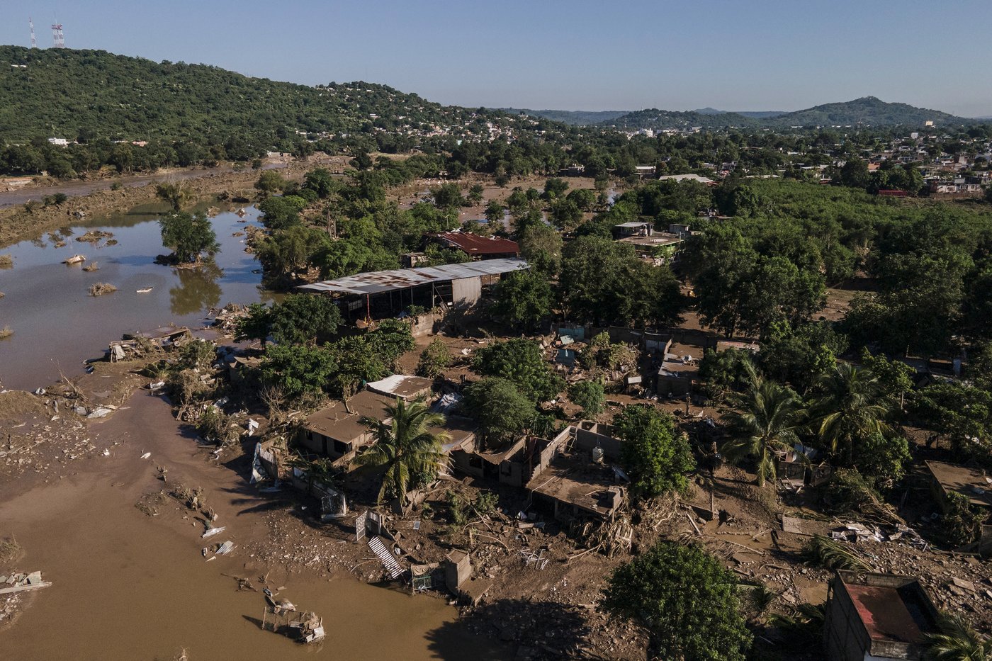 Photos of the aftermath of torrential rain in Mexico | iNFOnews.ca