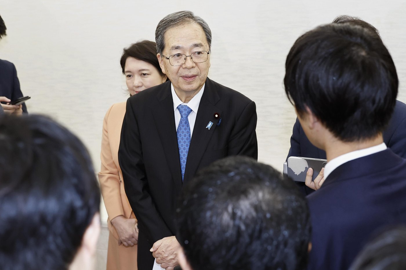 The new leader of Japan's ruling party, poised to be first female prime minister, faces challenges | iNFOnews.ca