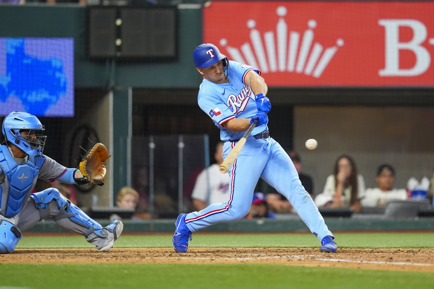 Marlins win 6th in a row with a 4-2 victory over Rangers, who have lost 7 straight | iNFOnews.ca Marlins win 6th in a row with a 4-2 victory over Rangers, who have lost 7 straight | iNFOnews.ca