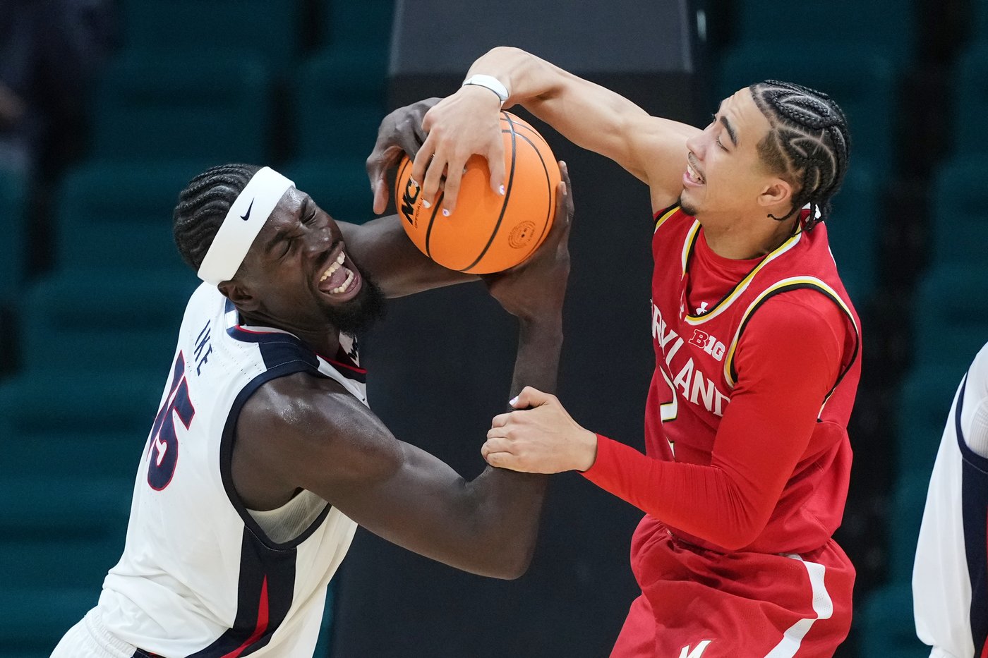 No. 12 Gonzaga carves up Maryland defense in 100-61 rout at Players Era Championship | iNFOnews.ca