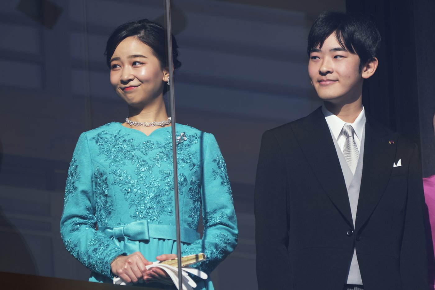 Japan's emperor and his family greet New Year well-wishers | iNFOnews.ca