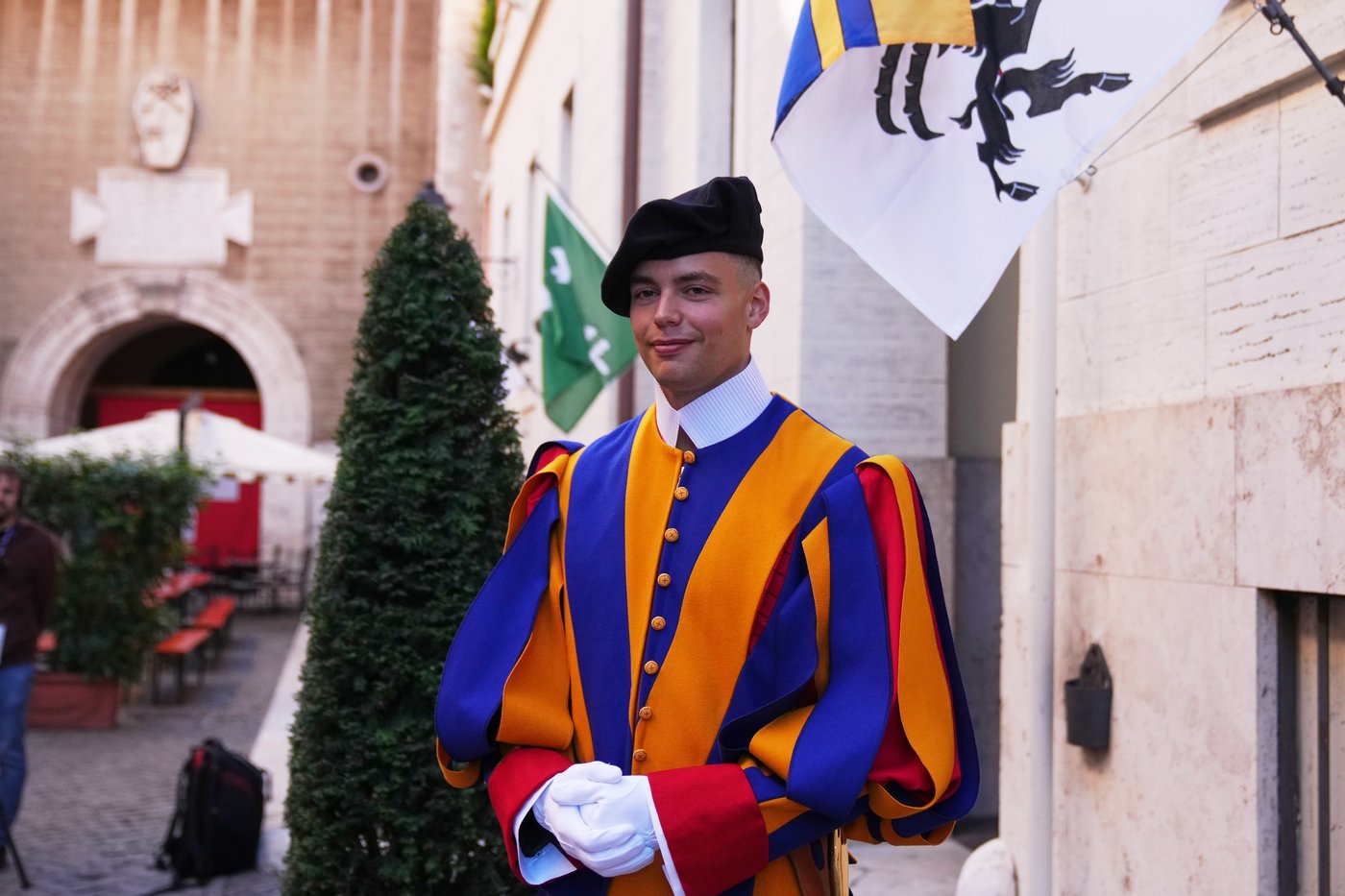 The Swiss Guards have a new uniform. Don't worry, the iconic one remains | iNFOnews.ca