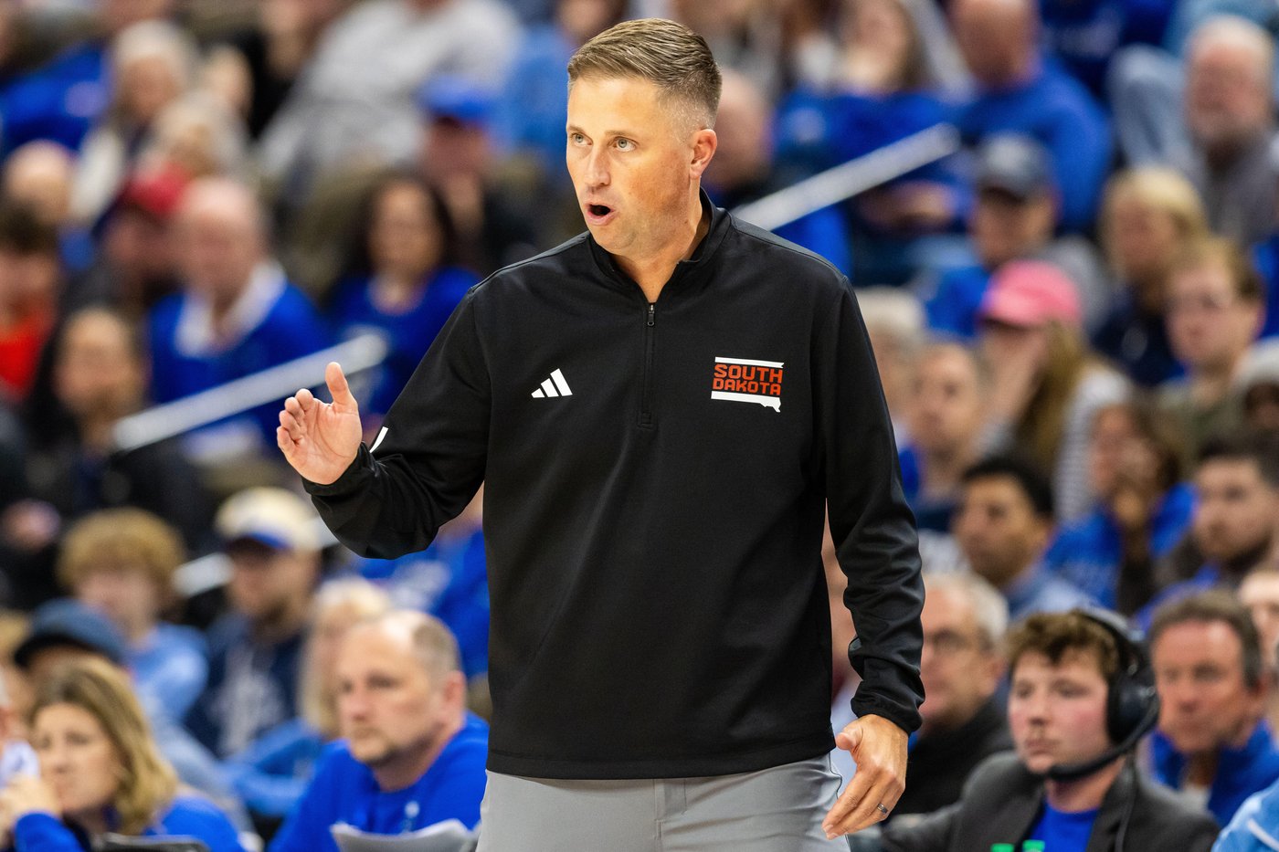 Owen Freeman scores 19 points to lead No. 23 Creighton in 92-76 win over South Dakota | iNFOnews.ca Owen Freeman scores 19 points to lead No. 23 Creighton in 92-76 win over South Dakota | iNFOnews.ca