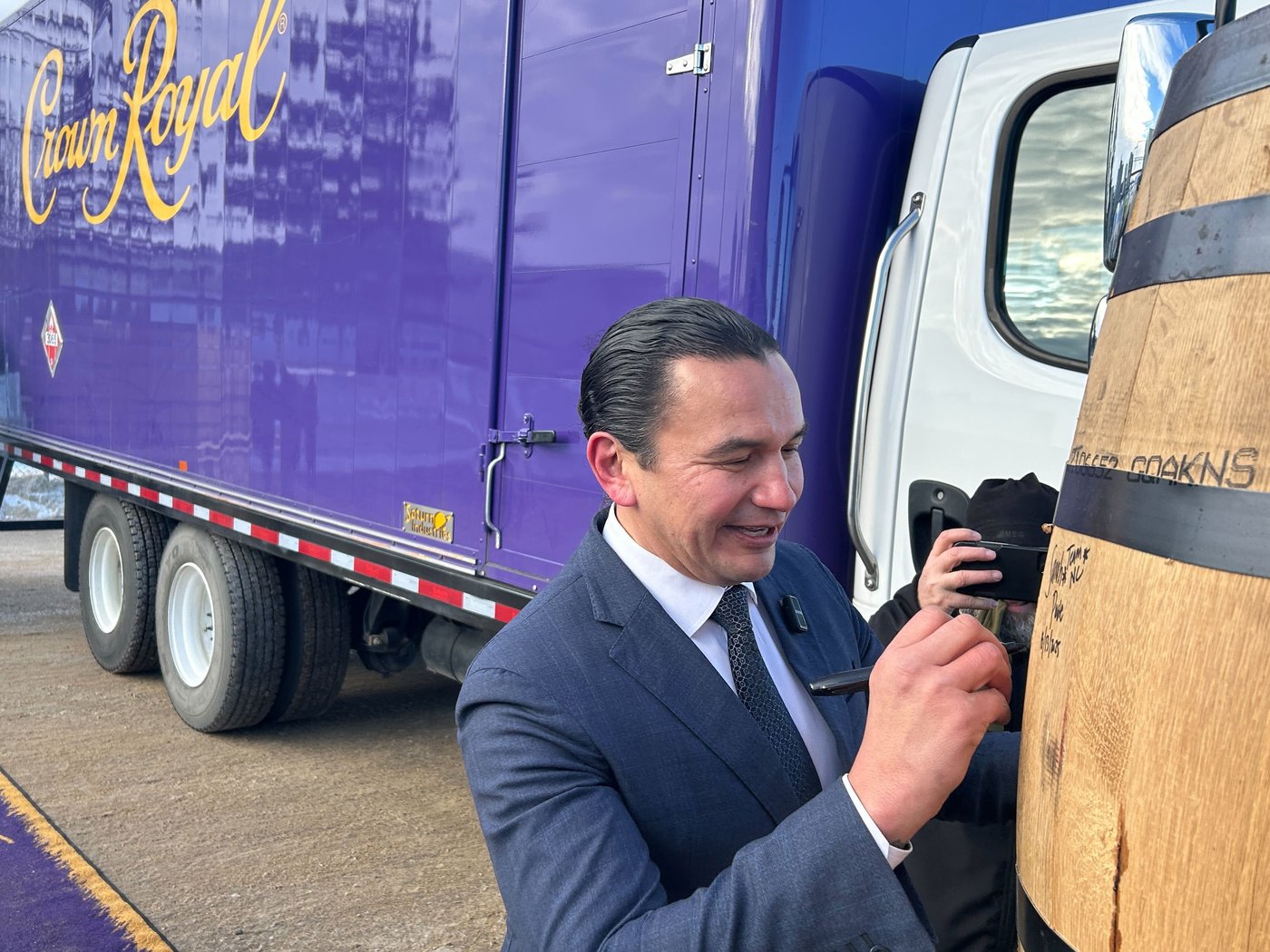 Manitoba Premier Kinew asks Ontario counterpart Ford to rethink Crown Royal boycott | iNFOnews.ca