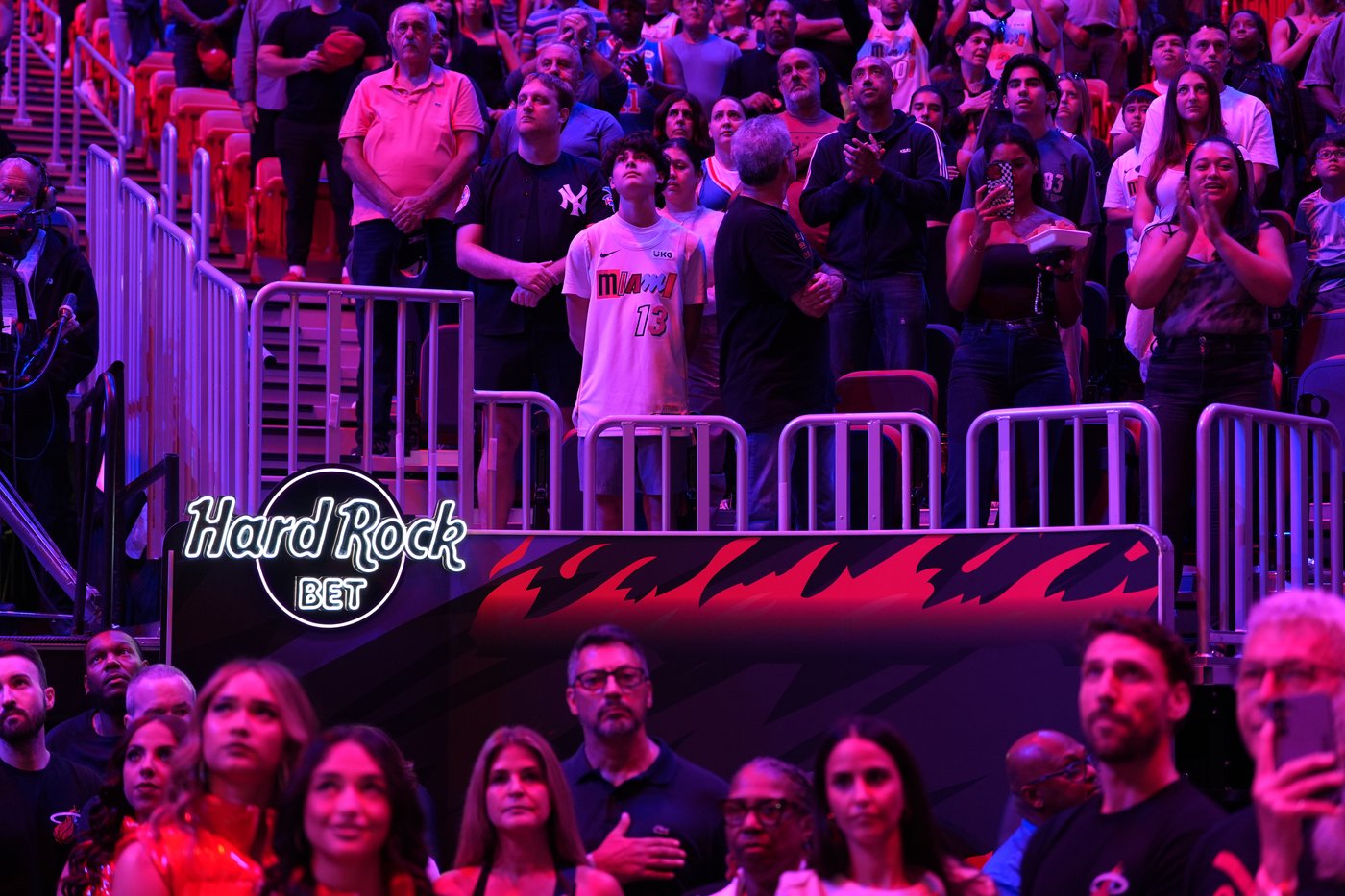 Powell scores 29 as Heat beat Knicks 115-107 in Miami's home opener | iNFOnews.ca Powell scores 29 as Heat beat Knicks 115-107 in Miami's home opener | iNFOnews.ca