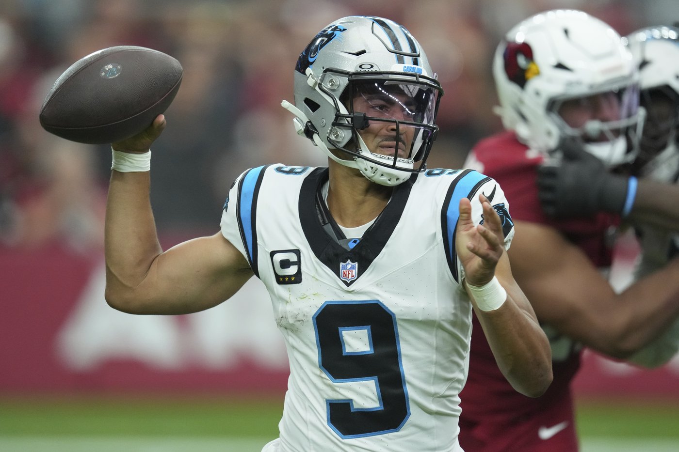 Calais Campbell's sack with 26 seconds left secures Cardinals' 27-22 win after Carolina comeback try | iNFOnews.ca