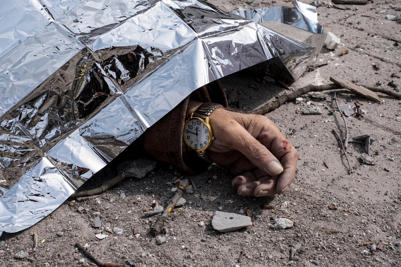 The top AP photos from Ukraine in 2025 show its grief and grit in another year of war | iNFOnews.ca