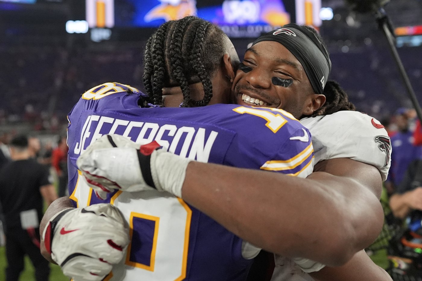 Falcons trample J.J. McCarthy and the Vikings 22-6 behind Bijan Robinson's running, dominant defense | iNFOnews.ca Falcons trample J.J. McCarthy and the Vikings 22-6 behind Bijan Robinson's running, dominant defense | iNFOnews.ca