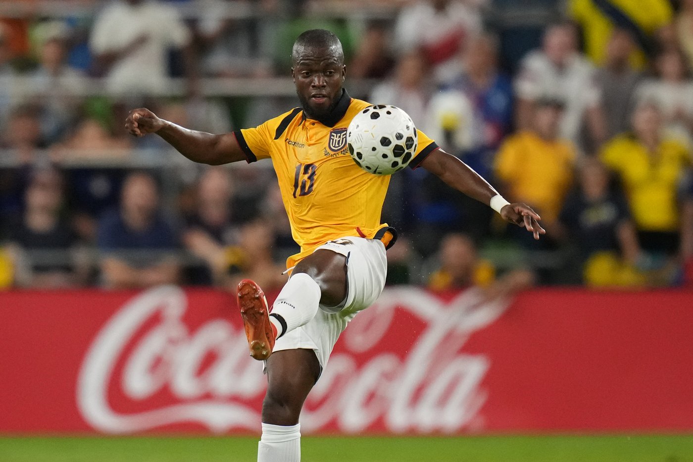 Balogun's second-half goal gives US a 1-1 tie against Ecuador in friendly | iNFOnews.ca Balogun's second-half goal gives US a 1-1 tie against Ecuador in friendly | iNFOnews.ca