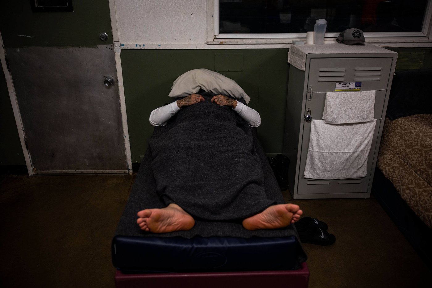PHOTO ESSAY: Young California inmates learn skills to fight wildfires | iNFOnews.ca