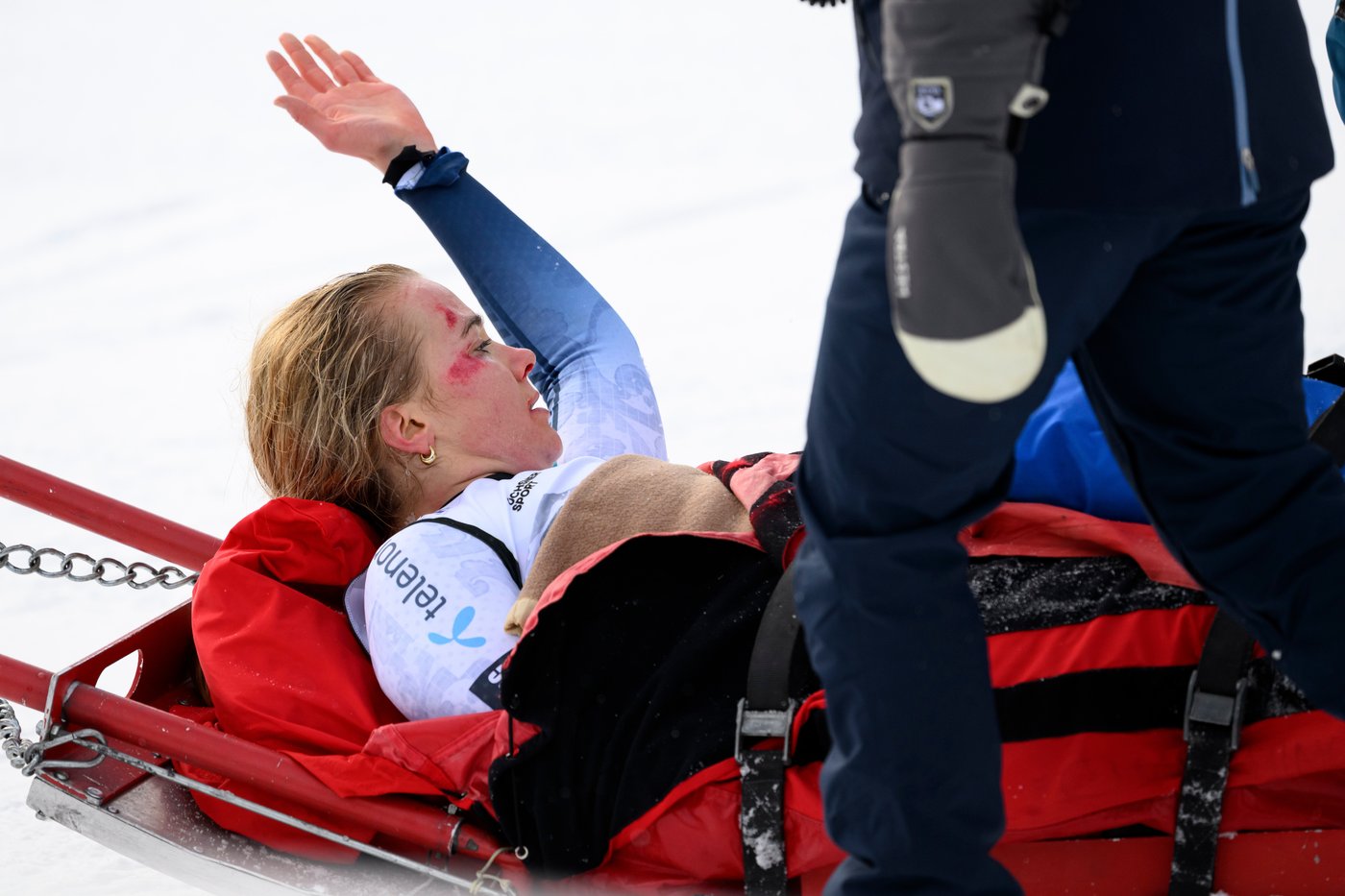 Vonn's pre-Olympics crash was in a race that officials and coaches agreed was safe | iNFOnews.ca