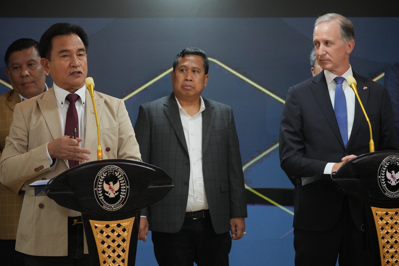 Indonesia to repatriate 2 convicted Dutch drug traffickers, including one on death row | iNFOnews.ca