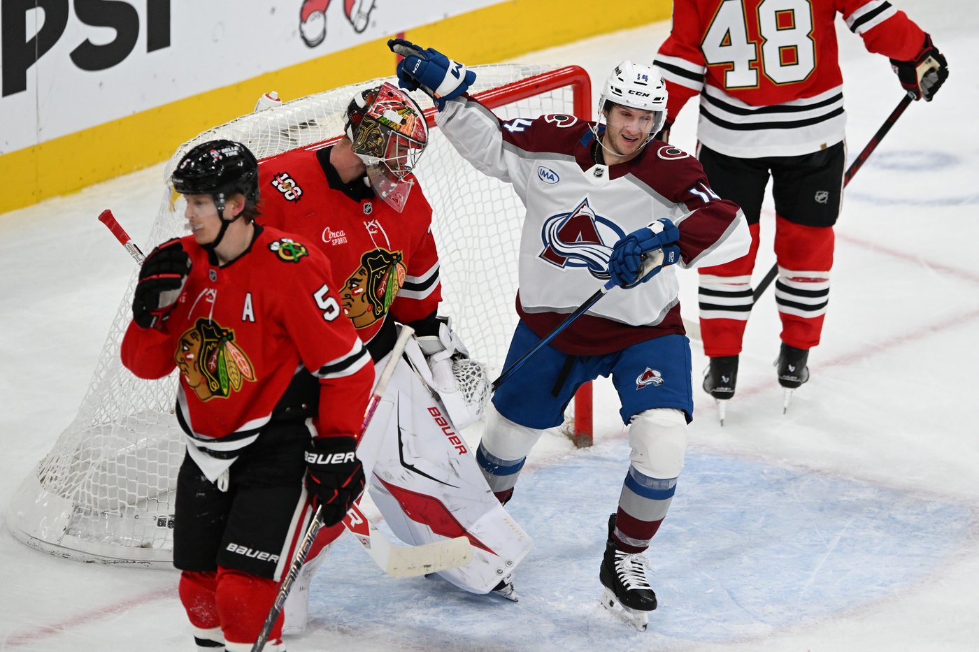 Wedgewood, Makar lead NHL-best Avalanche to 9th straight win, 1-0 over Blackhawks | iNFOnews.ca